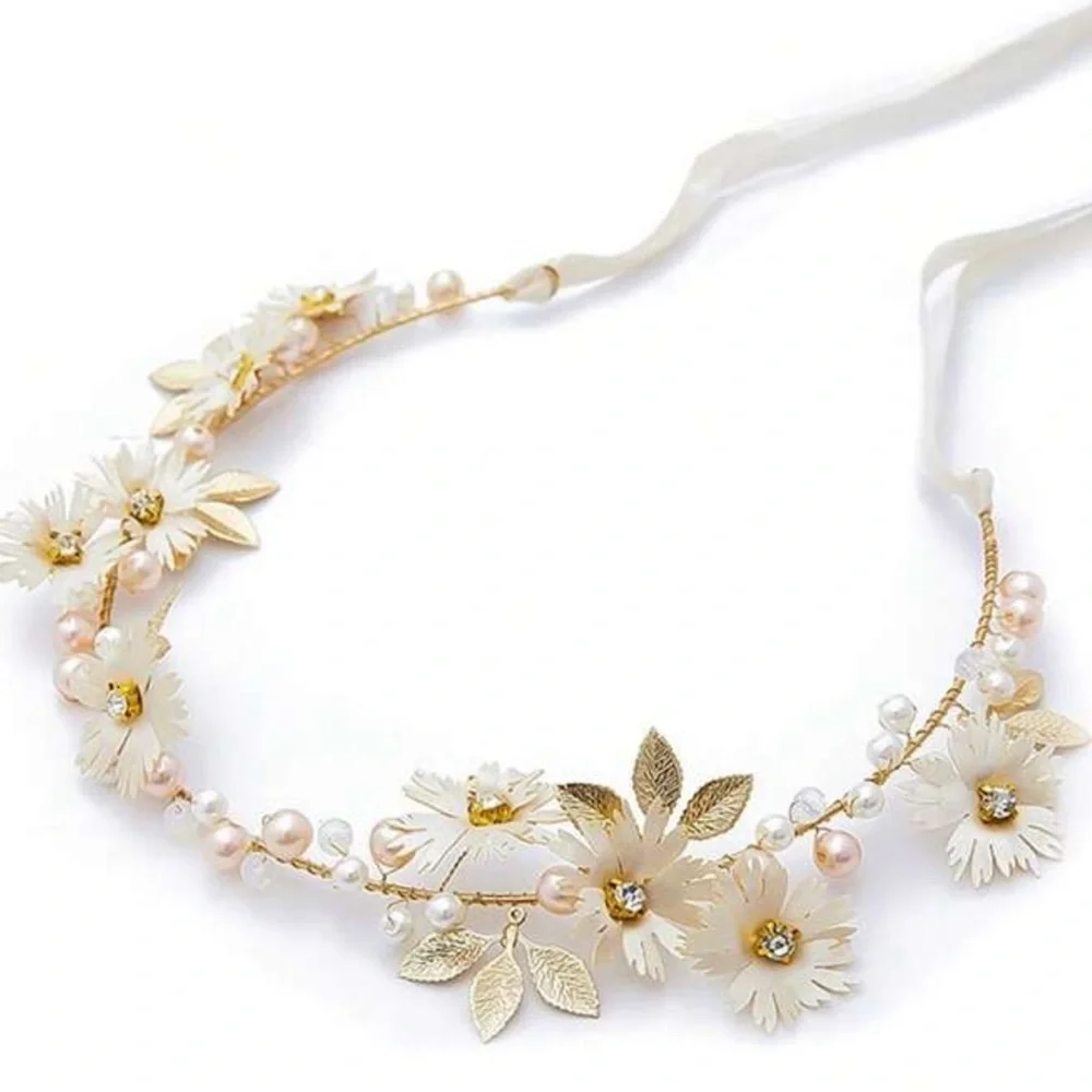 New & beautiful wedding headband flower pearl✨✨💕